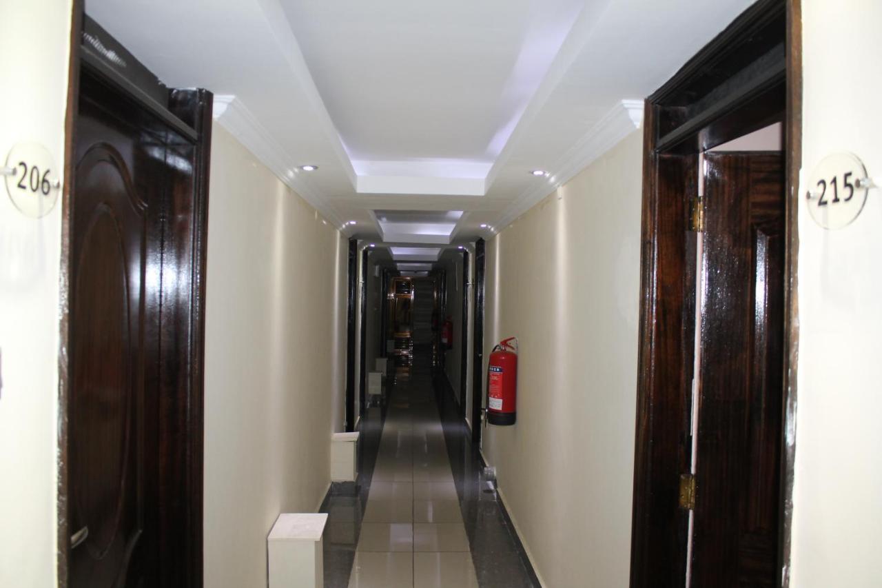 Airport Landing Hotel Nairobi Exterior foto